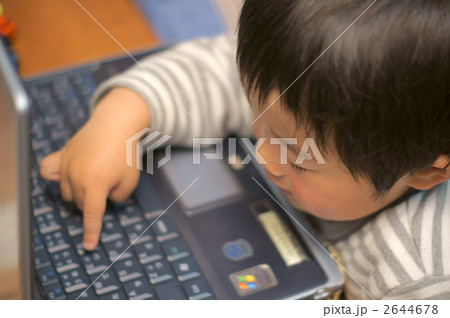 パソコン大好き幼児 パソコン大好き幼児 2644678