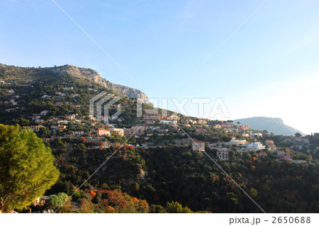 フランス エズ村の遠景 2650688