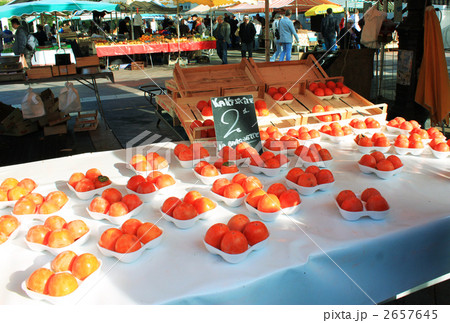 ニース旧市街の柿屋 2657645