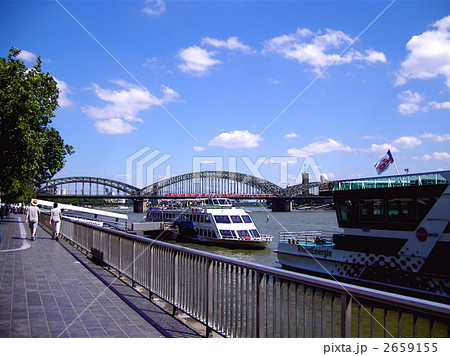 ドイツ ケルン ライン川沿いの風景 ドイツ ケルン ライン川沿いの風景 2659155