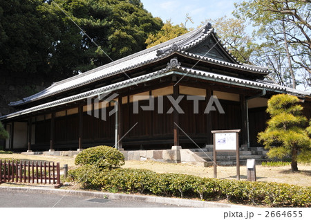 皇居東御苑　大番所 2664655