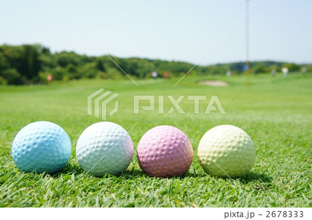 ゴルフボール　カラフル 2678333