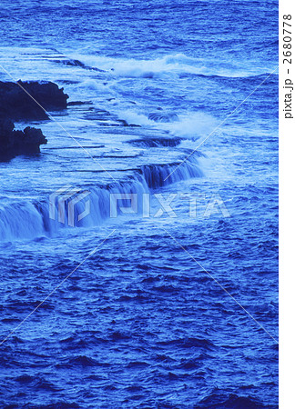 バンザイクリフ 2680778