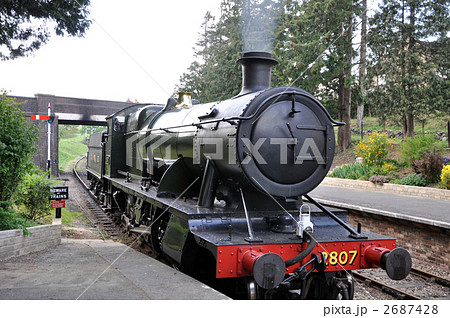 コッツウォルズの蒸気機関車 2687428
