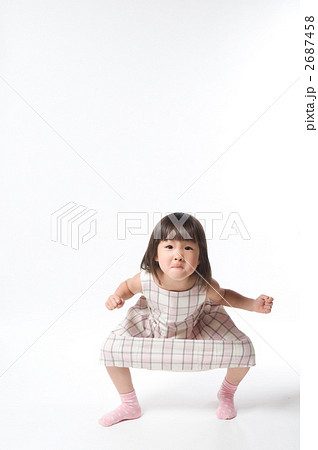 子供のポーズ 2687458