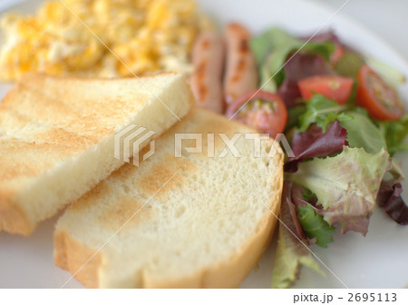 パンの朝食 パンの朝食 2695113