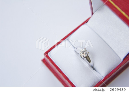エンゲージリング 2699489