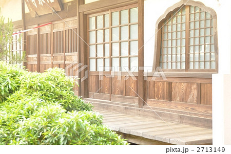 寺の縁側 寺の縁側 2713149
