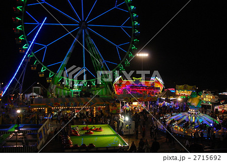 夜の移動遊園地 夜の移動遊園地 2715692