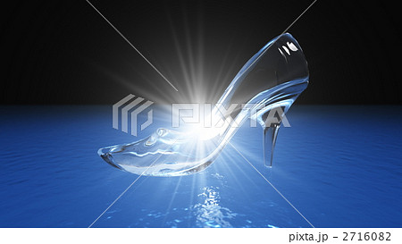 ハイヒール ガラスの靴 靴のイラスト素材