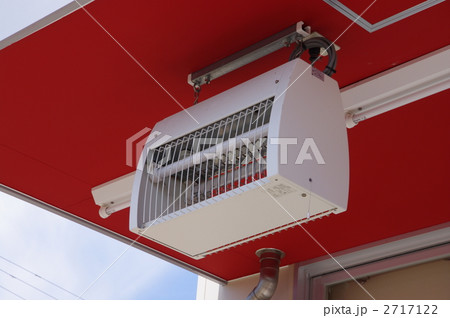 電撃殺虫器 軒下の電撃殺虫器 電撃殺虫器 軒下の電撃殺虫器 2717122