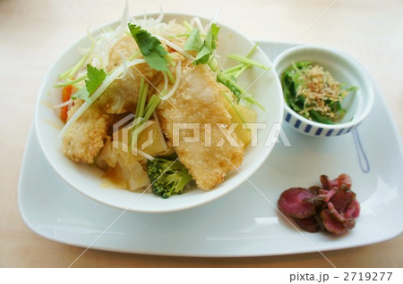 豆腐と白身のヘルシー丼ランチ 豆腐と白身のヘルシー丼ランチ 2719277