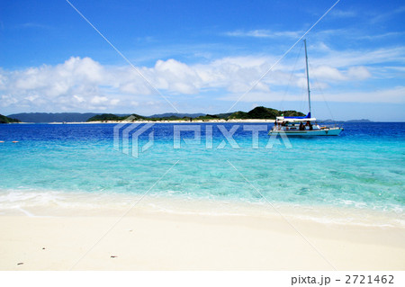 座間味島の砂浜 2721462
