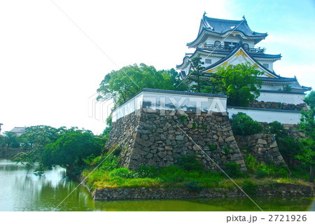 岸和田城の天守閣･堀（大阪府岸和田市岸城町） 2721926
