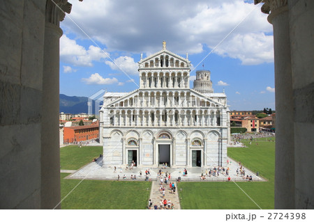 ピサのドゥオーモのファサード 2724398