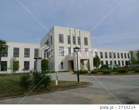 青空の豊郷小学校 2733214