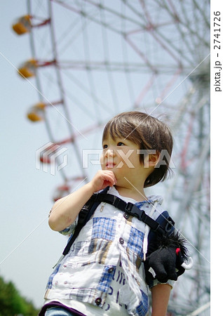 観覧車と子供 2741726