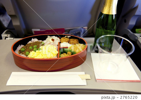 シャンパン付き機内食 2765220