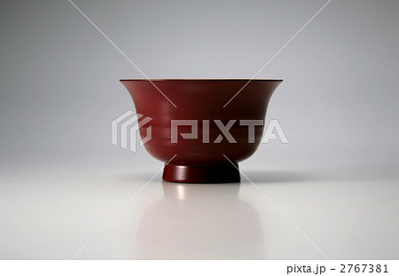 朱塗り羽反椀 2767381