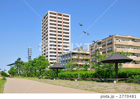 やすらぎ堤とマンション 2770481