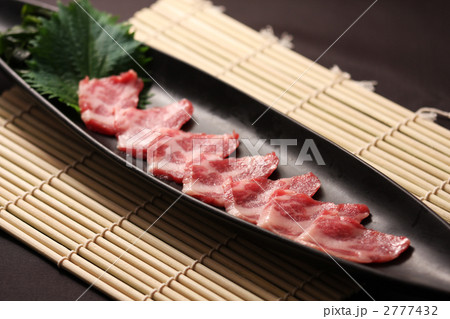 熊本産馬刺し赤身 2777432