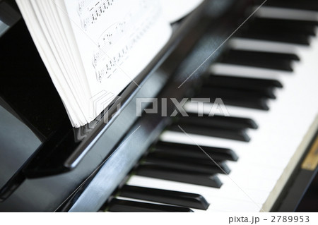 ピアノ ピアノ 2789953