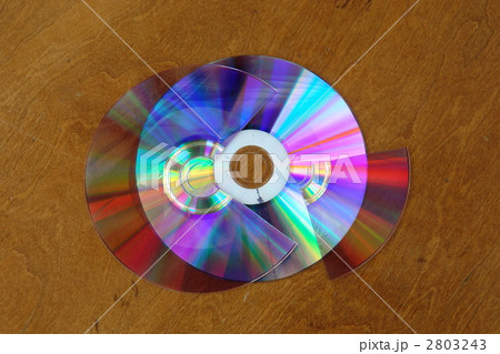 割れたディスク （２） 2803243