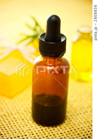 エッセンシャルオイル (黄金カラー) エッセンシャルオイル (黄金カラー) 2808856