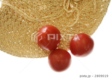 トマトと帽子 2809019