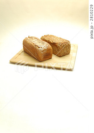 食パン 2810229