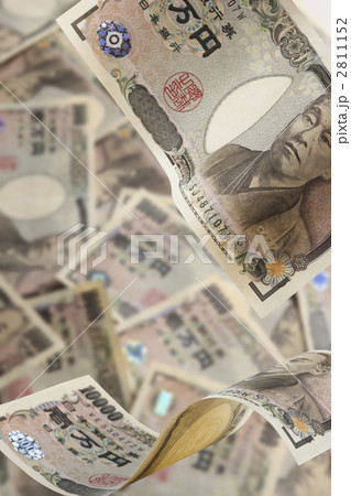 舞い散る紙幣 2811152