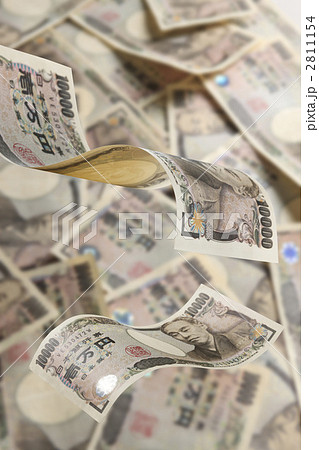 舞い散る紙幣 2811154