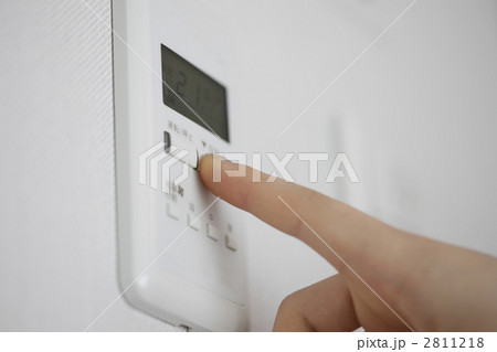 エアコンのスイッチ エアコンのスイッチ 2811218