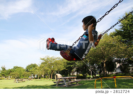 少年とブランコ 2812724
