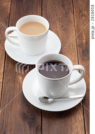 ブレンドコーヒーとカフェオレ 2816058