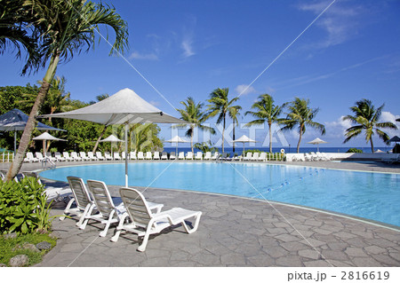 リゾートホテルのプール 2816619