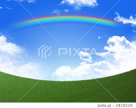 草原と虹のイラスト素材