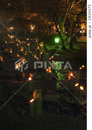 東山祈りの灯り　幽玄の川 2820473