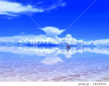 ボリビア ウユニ塩湖の写真素材 636