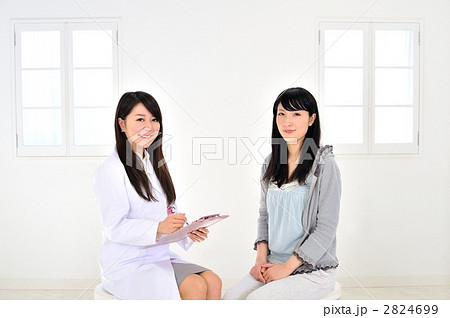 女医と患者 2824699
