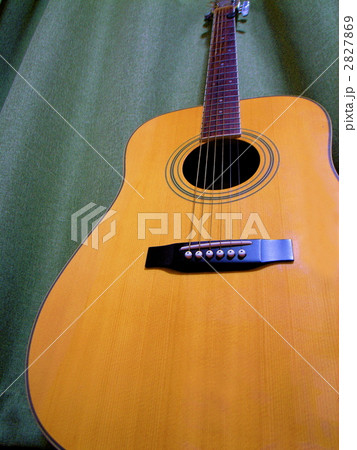 Acoustic Acoustic 2827869