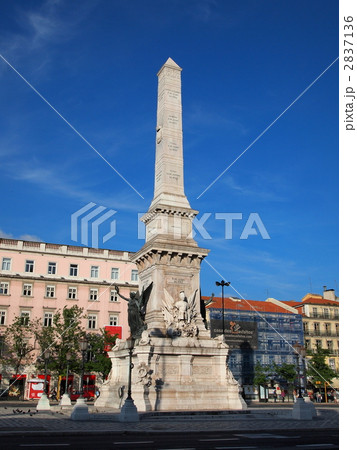 リスボン・レスタウラドーレス広場のオベリスク 2837136