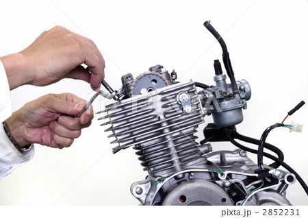 バイクのエンジン整備 バイクのエンジン整備 2852231