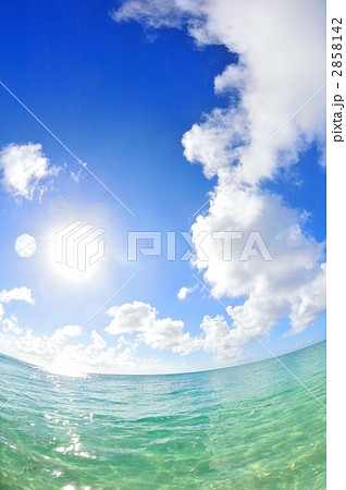 ビーチ@与論島(魚眼レンズ) ビーチ@与論島(魚眼レンズ) 2858142