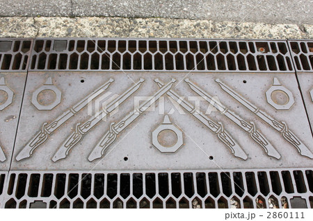 火縄銃の絵柄の溝の蓋 火縄銃の絵柄の溝の蓋 2860111