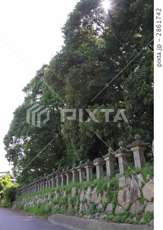 こんぴら参詣道の坂町から出る伊予土佐街道「牛屋口」 2861742