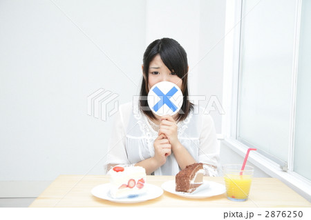 ダイエット　食事制限　モデル：山口藍 2876250
