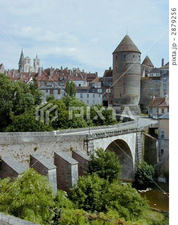 フランス・ブルゴーニュ・スミュールアンオーソワ 2879256