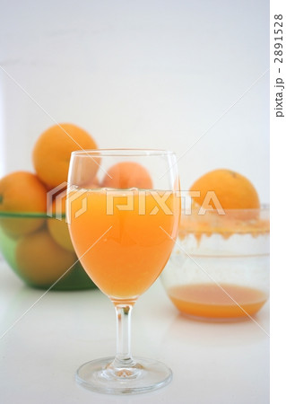 搾りたてオレンジジュース 2891528