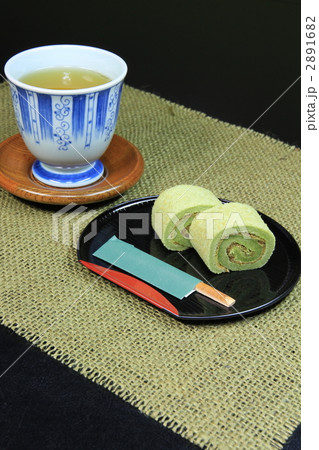 抹茶ロールをどうぞ 2891682